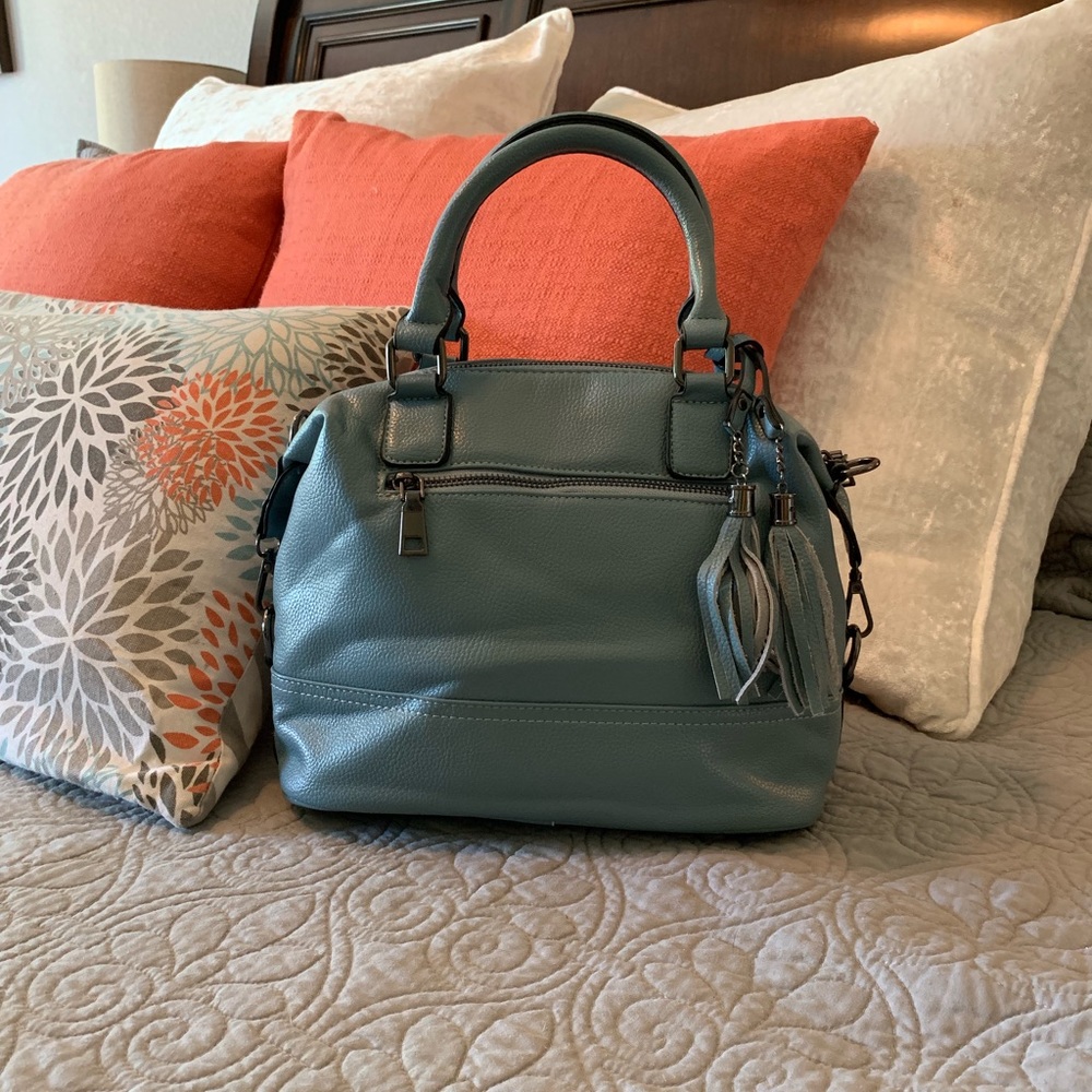 NWOT blue handbag